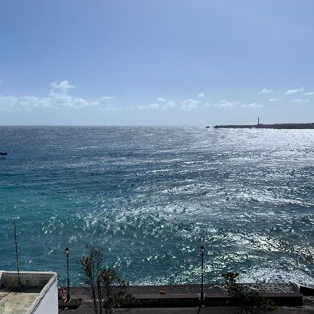 Casa Abona, Precioso Atico Con Wifi Gratis Y Vistas Increibles Al Mar Y La Montana Apartment La Sabinita Exterior photo